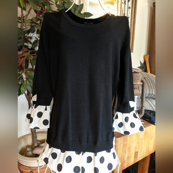 Leo and Ugo Paris sweater. - Picture 2 of 6